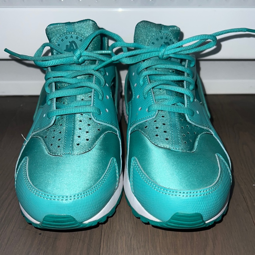 NIKE WOMENS AIR HUARACHE RUN 'WASHED TEAL’ SIZE 8
